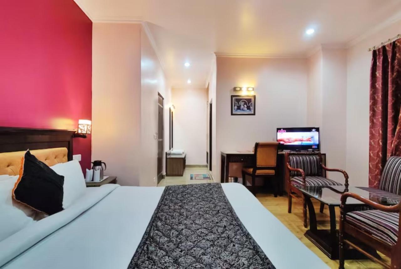 Hotel Marc 심라 외부 사진