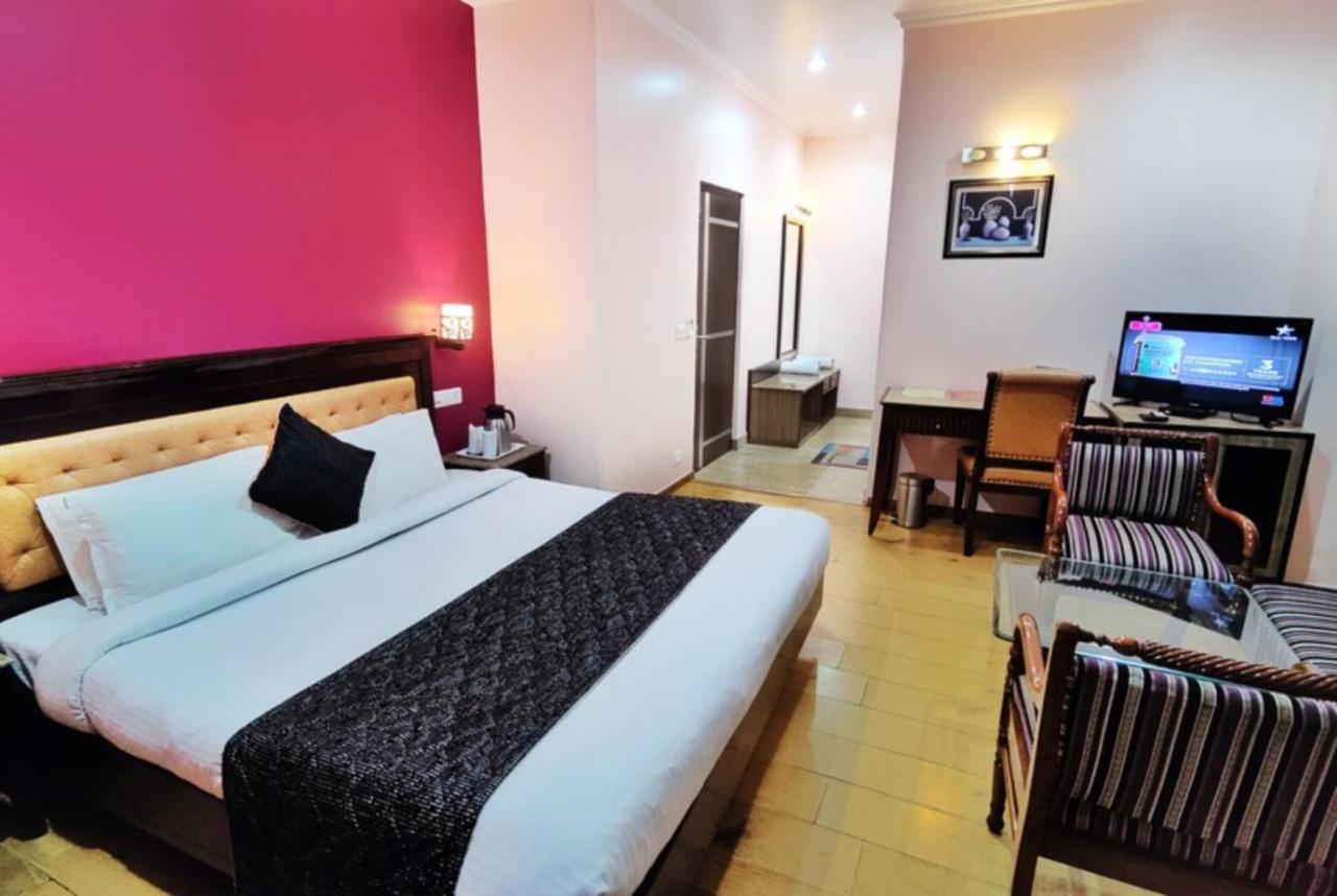 Hotel Marc 심라 외부 사진
