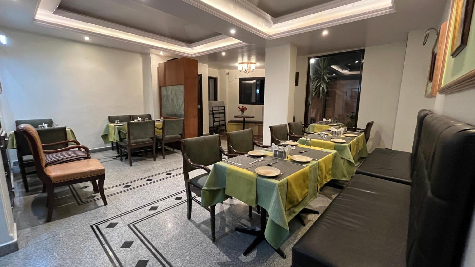 Hotel Marc 심라 외부 사진