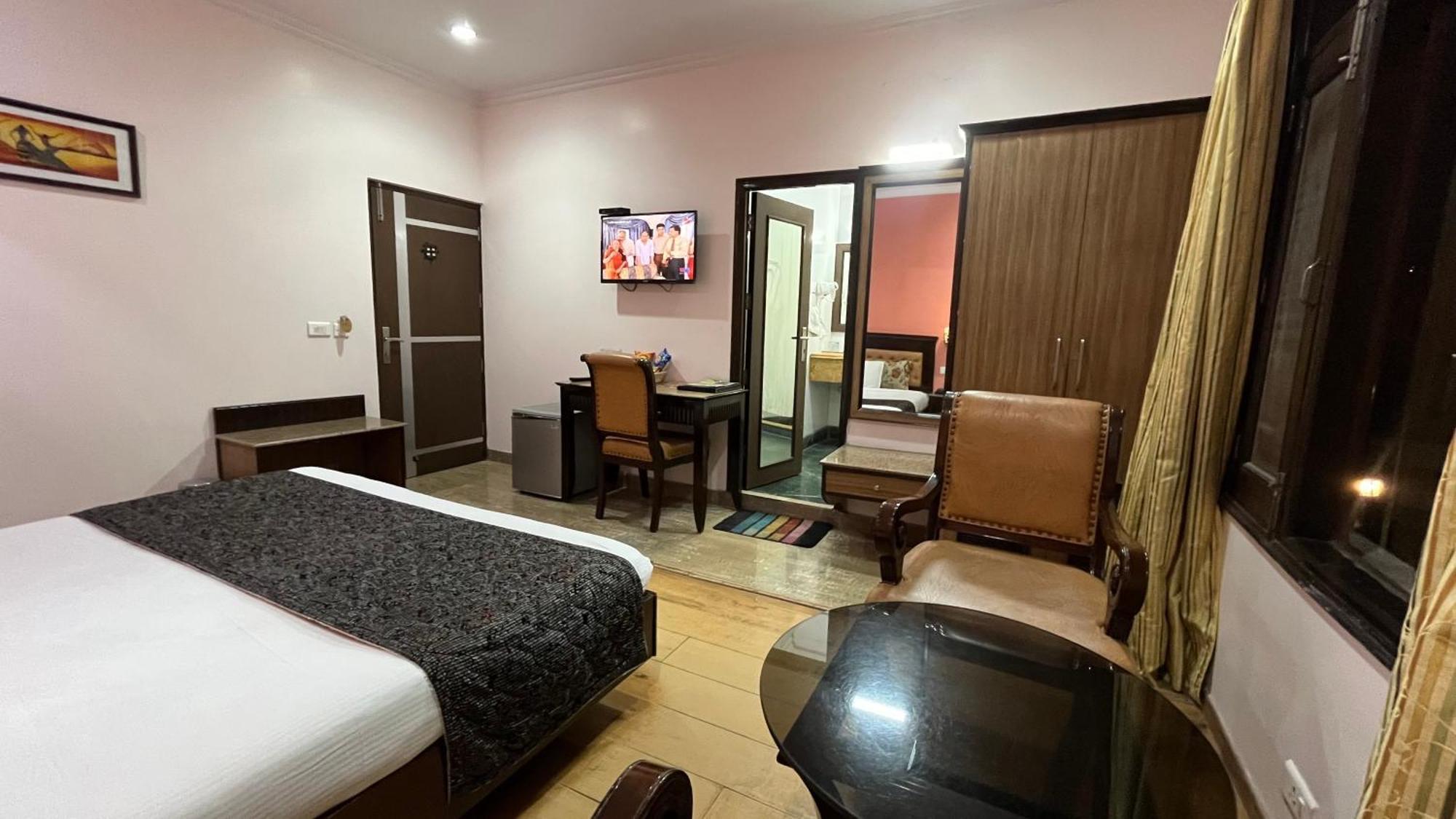 Hotel Marc 심라 외부 사진