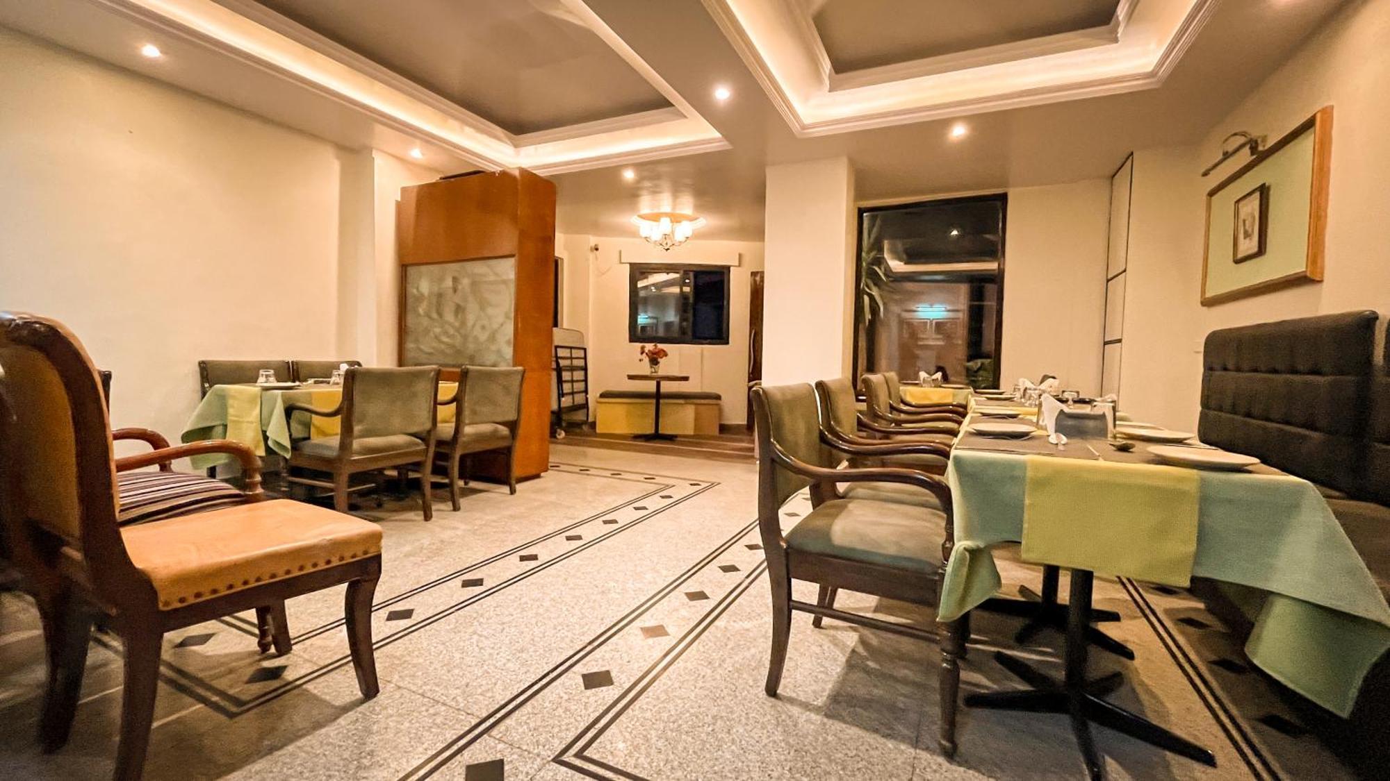 Hotel Marc 심라 외부 사진